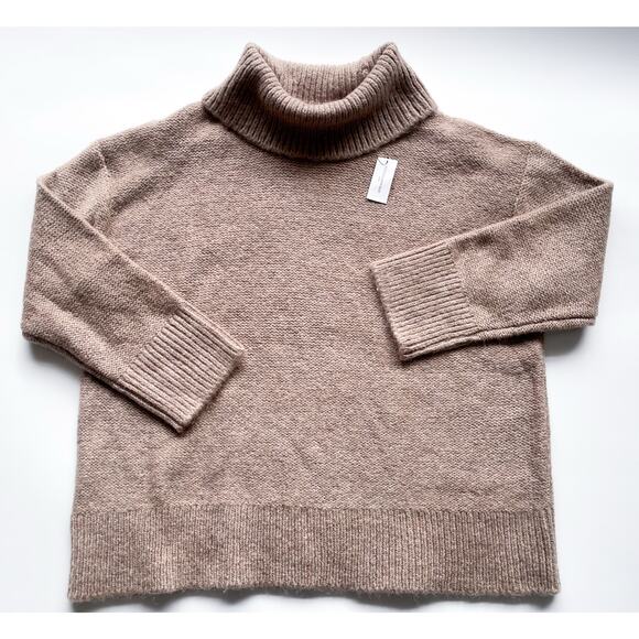 NWT Banana Republic Beige Wool Blend Oversized Turtle Neck Knit Sweater Size XL - Picture 1 of 6